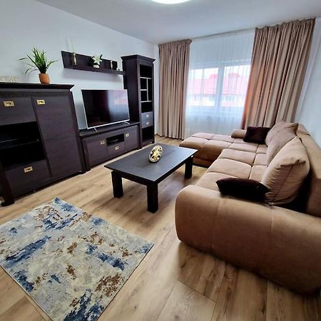 Forest Intimate Hideaway - Sub Padure Love Nest Apartment Brasov Bagian luar foto