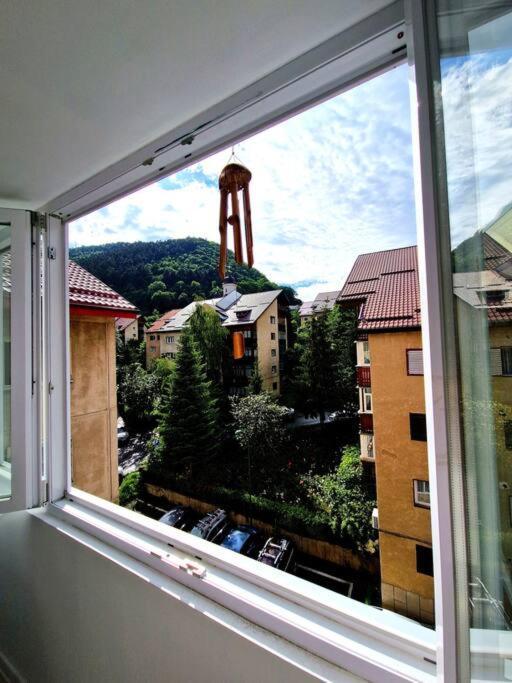 Forest Intimate Hideaway - Sub Padure Love Nest Apartment Brasov Bagian luar foto